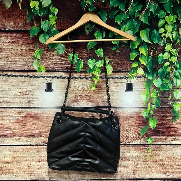 Steve Madden Britta Shoulder Bag Quilted Black Purse Handbag 13x10 - Picture 3 of 4
